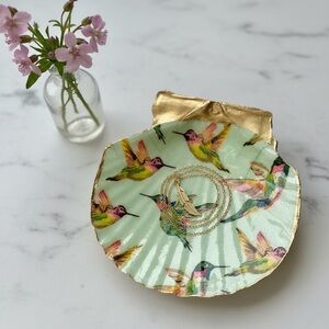 Hummingbird Seashell Trinket Jewelry Dish